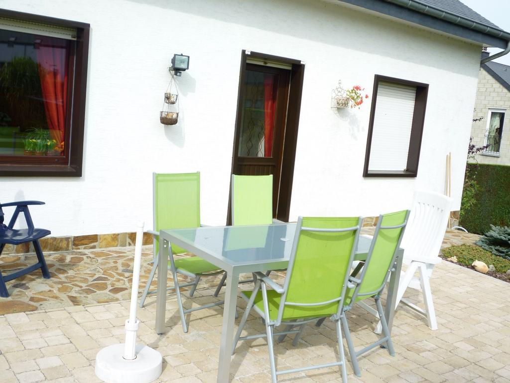 Hotel La Parenthèse Libramont-Chevigny Esterno foto